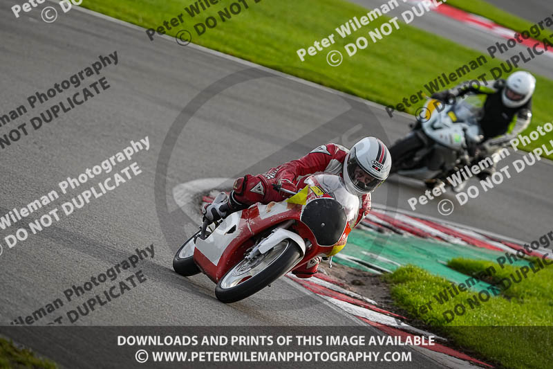 anglesey;brands hatch;cadwell park;croft;donington park;enduro digital images;event digital images;eventdigitalimages;mallory;no limits;oulton park;peter wileman photography;racing digital images;silverstone;snetterton;trackday digital images;trackday photos;vmcc banbury run;welsh 2 day enduro